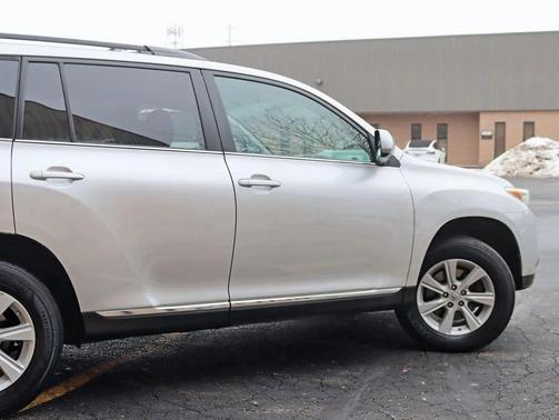 2013 Toyota Highlander LE Plus