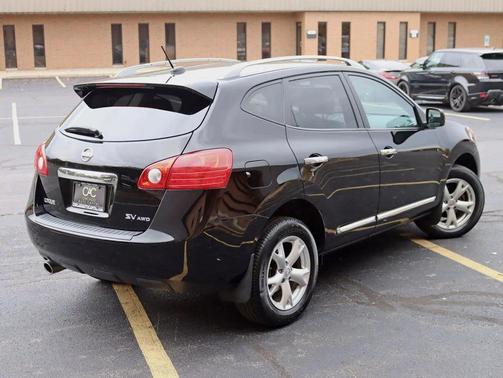 2011 Nissan Rogue SV