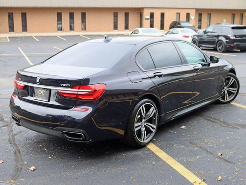 2016 BMW 750 i xDrive