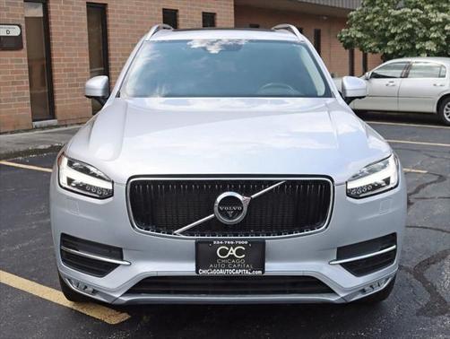 2016 Volvo XC90 T6 Momentum