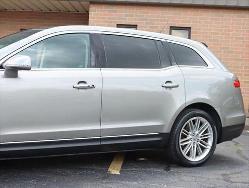 2016 Lincoln MKT EcoBoost