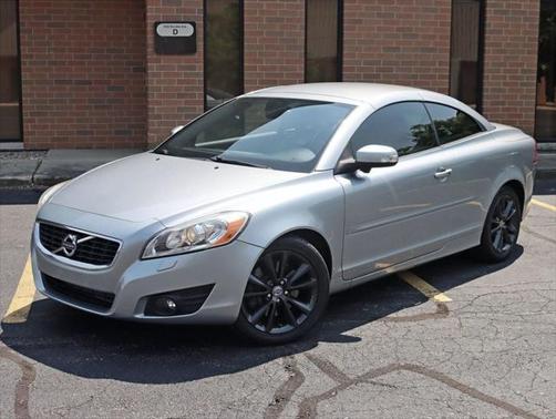 2011 Volvo C70 2dr Hardtop Convertible Automatic