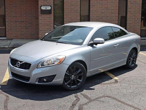 2011 Volvo C70 2dr Hardtop Convertible Automatic