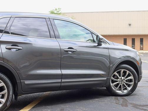 2019 Lincoln MKC Select