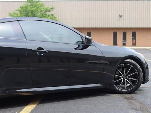 2012 INFINITI G37x Base