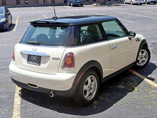 Pepper White 2008 MINI Cooper Base