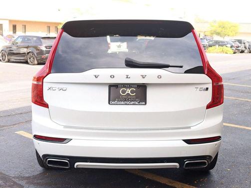 2017 Volvo XC90 T5 R-Design