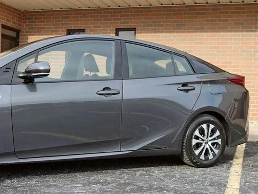 2020 Toyota Prius Prime XLE