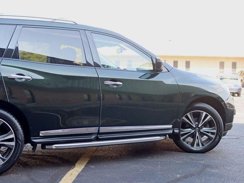 2020 Nissan Pathfinder 4x4 Platinum