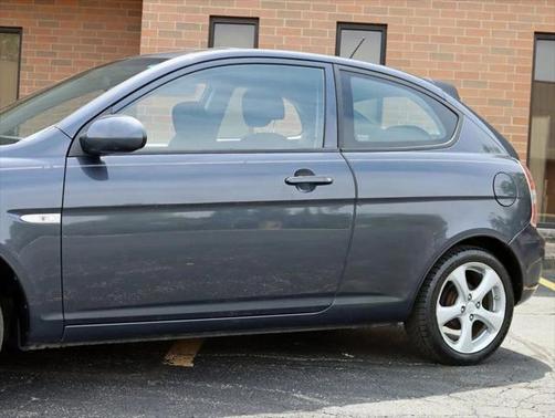 2009 Hyundai Accent SE