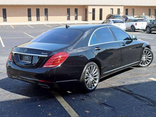 2014 Mercedes-Benz S-Class 4dr Sedan S550 4MATIC Premium