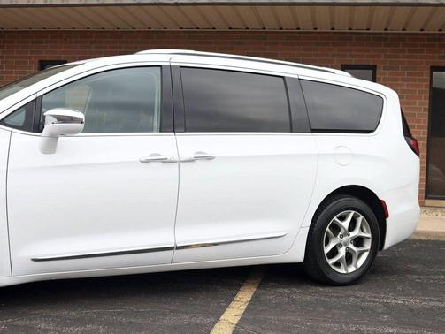 2020 Chrysler Pacifica Limited