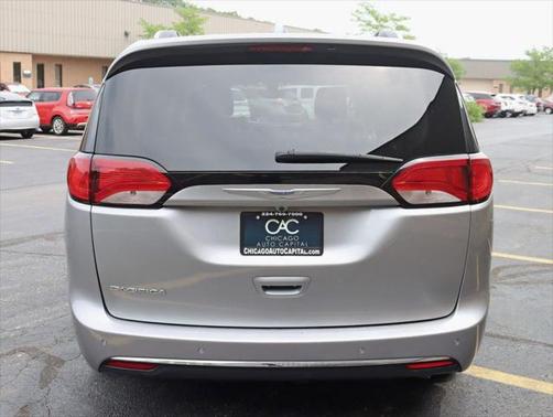 2018 Chrysler Pacifica Touring-L