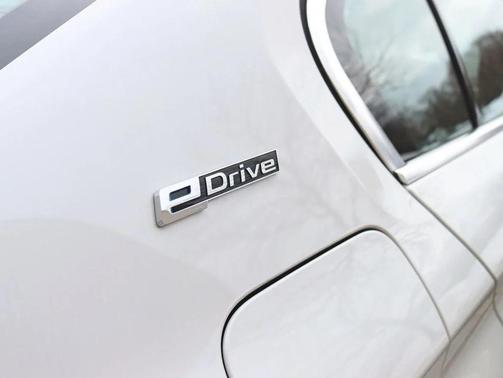 2018 BMW 530e xDrive iPerformance