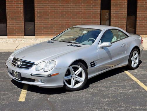 Brilliant Silver Metallic 2005 Mercedes-Benz SL-Class SL500 2dr Roadster 5.0L