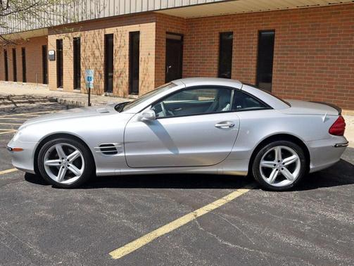 Brilliant Silver Metallic 2005 Mercedes-Benz SL-Class SL500 2dr Roadster 5.0L