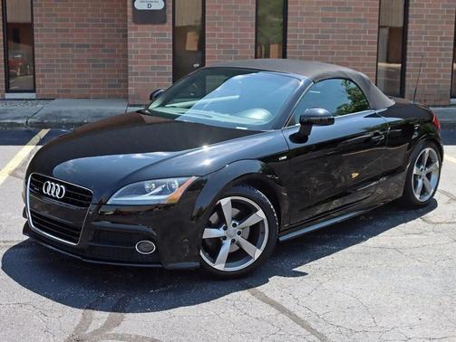 2013 Audi TT 2dr Roadster S tronic quattro 2.0T Prestige