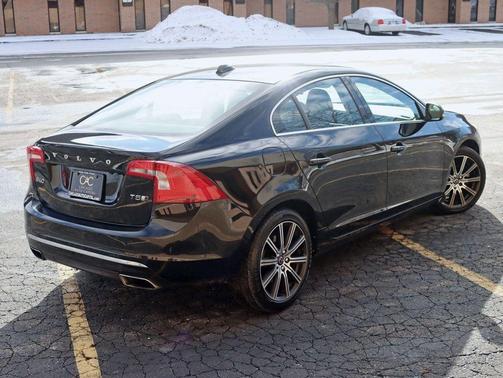 2017 Volvo S60 Inscription T5 Platinum