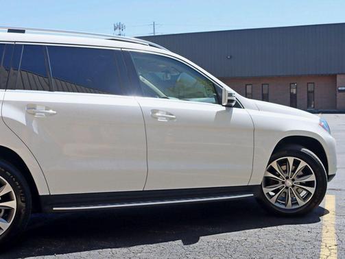 Polar White 2016 Mercedes-Benz GL-Class 4MATIC 4dr GL 450