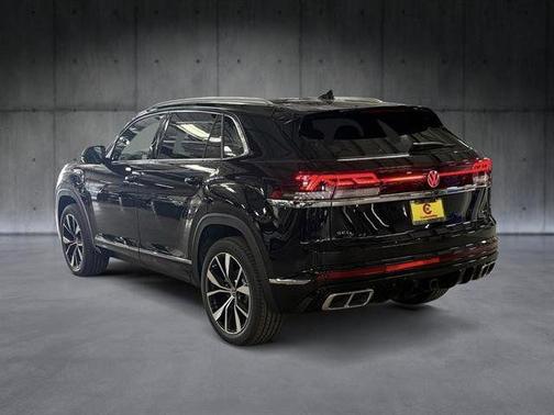 Deep Black Pearl 2025 Volkswagen Atlas 2.0T SEL Premium R-Line 4MOTION
