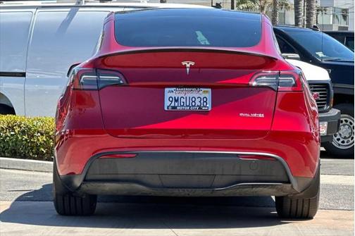 2024 Tesla Model Y Performance Dual Motor All-Wheel Drive