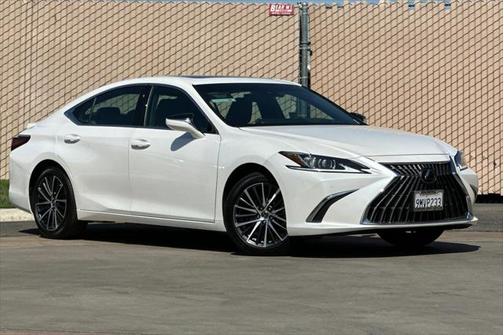 2024 Lexus ES 300h Base