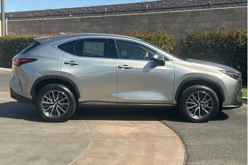 2025 Lexus NX 350h Premium