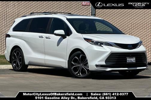 2025 Toyota Sienna Platinum 7 Passenger
