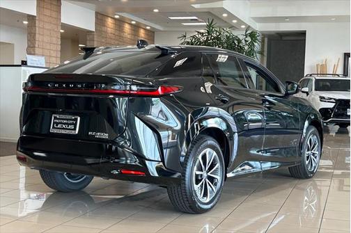 2025 Lexus RZ 450e RZ 450e