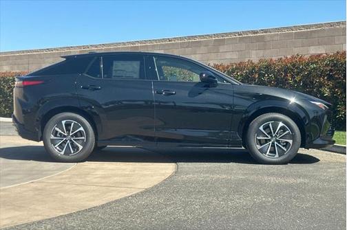 2025 Lexus RZ 300e