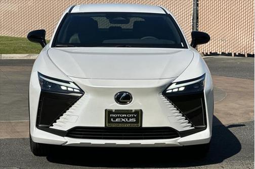 2025 Lexus RZ 300e RZ 300e