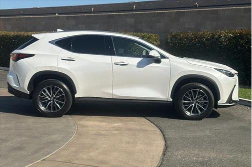 2025 Lexus NX 350h Premium