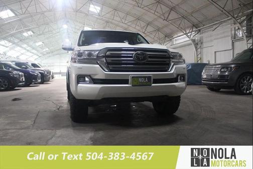2019 Toyota Land Cruiser Base