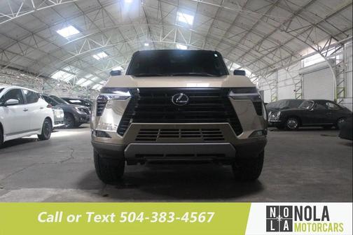 Earth/Black Roof 2026 Lexus GX 550 Overtrail