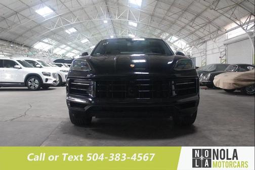 Black 2024 Porsche Cayenne Cayenne