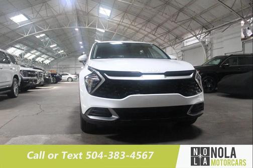Glacial White Pearl 2023 Kia Sportage EX