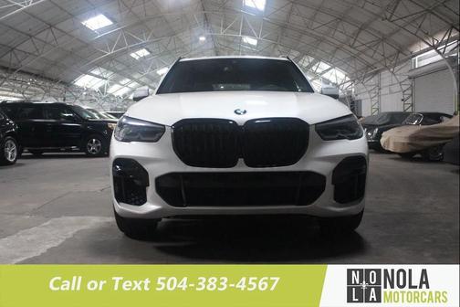Mineral White Metallic 2023 BMW X5 sDrive40i