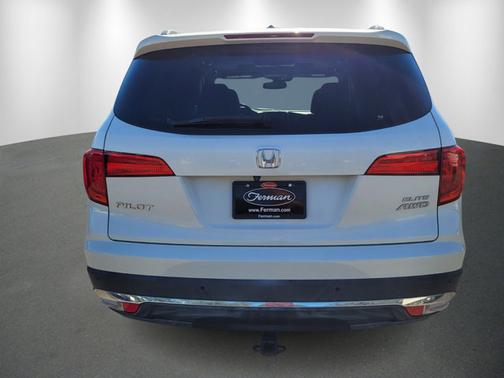 2017 Honda Pilot Elite