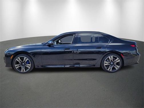 2024 BMW 740 740i