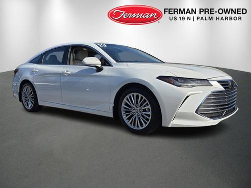 White 2019 Toyota Avalon Limited
