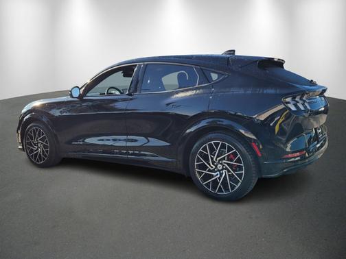 2021 Ford Mustang Mach-E GT