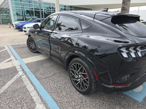 2021 Ford Mustang Mach-E GT