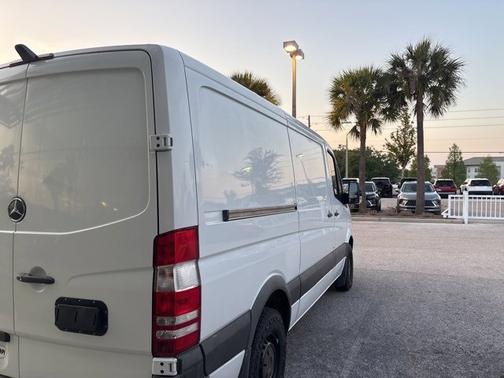 2016 Mercedes-Benz Sprinter Cargo 144 WB