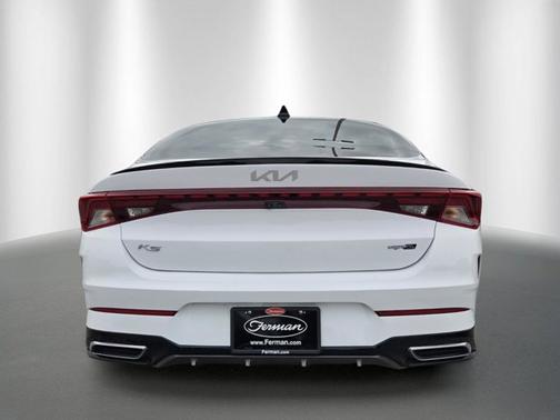 Glacial White Pearl 2022 Kia K5 GT-Line