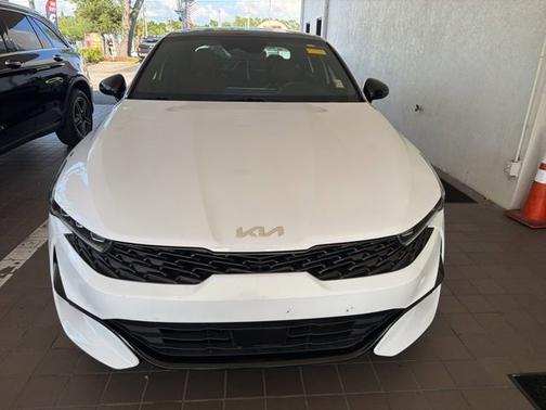 Glacial White Pearl 2022 Kia K5 GT-Line