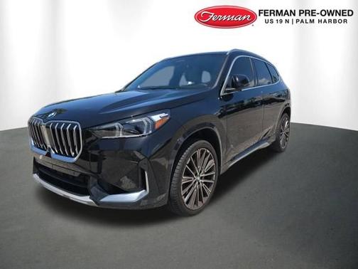 Black Sapphire Metallic 2025 BMW X1 xDrive28i