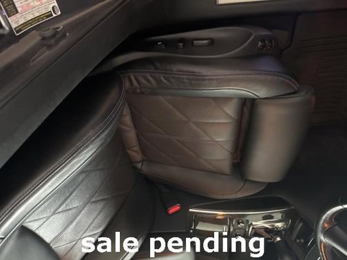 2016 INFINITI QX70 Base
