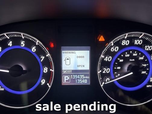 2016 INFINITI QX70 Base