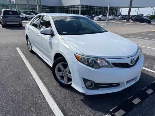 2013 Toyota Camry SE