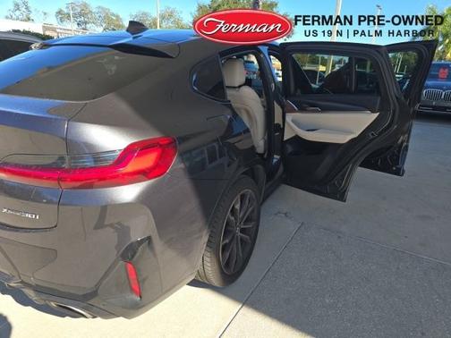 2022 BMW X4 xDrive30i